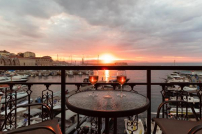 Destino Home overlooking the Venetian Port of Chania